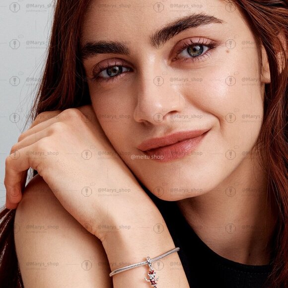 Pandora Minnie Mouse Ice Skating Dangle Charm - Picture 5 of 6